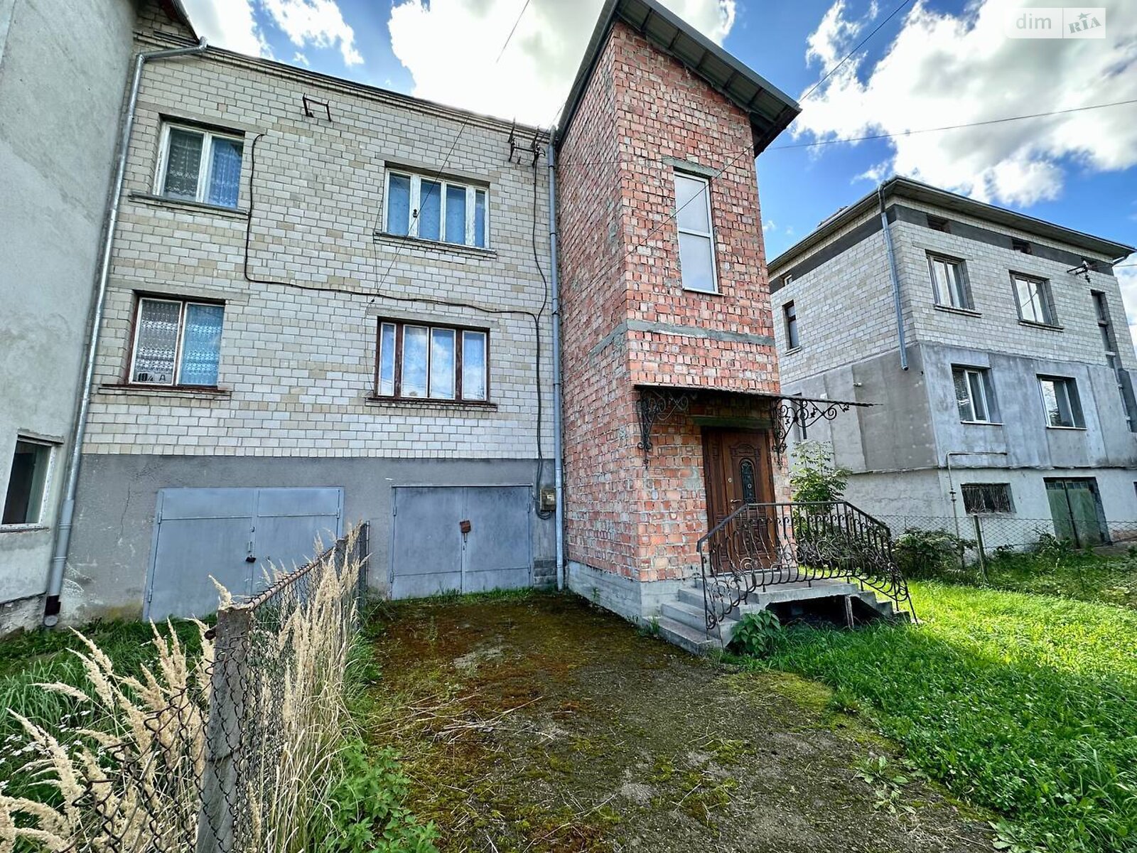 Продажа части дома в Дрогобыче, улица Довбуша 10/4, район Дрогобыч, 3 комнаты фото 1 Продажа части дома в Дрогобыче, улица Довбуша 10/4, район Дрогобыч, 3 комнаты фото 1