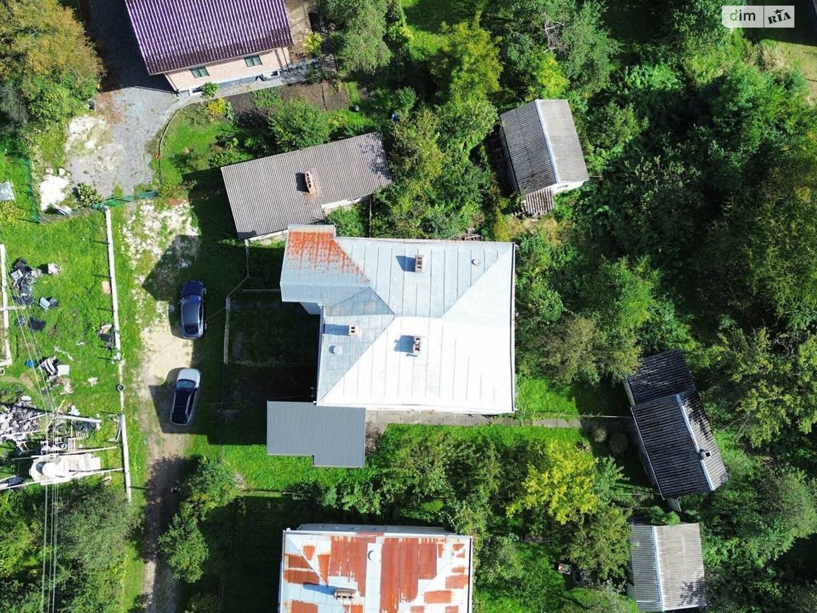 Продажа части дома в Дрогобыче, улица Довбуша 10/4, район Дрогобыч, 3 комнаты фото 1 Продажа части дома в Дрогобыче, улица Довбуша 10/4, район Дрогобыч, 3 комнаты фото 1