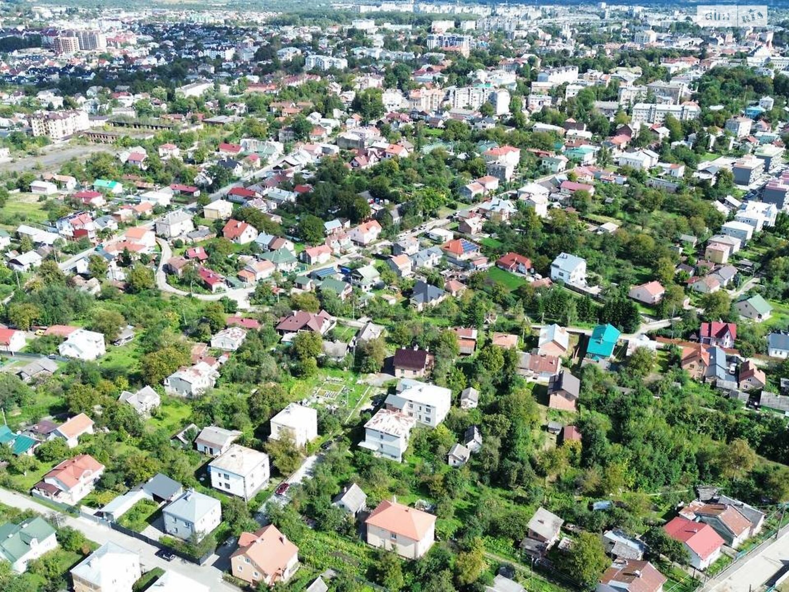 Продажа части дома в Дрогобыче, улица Довбуша 10/4, район Дрогобыч, 3 комнаты фото 1 Продажа части дома в Дрогобыче, улица Довбуша 10/4, район Дрогобыч, 3 комнаты фото 1