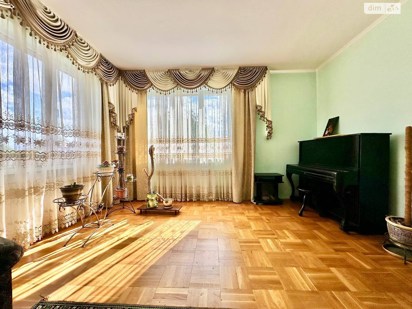 Продажа части дома в Дрогобыче, улица Довбуша 10/4, район Дрогобыч, 3 комнаты фото 1 Продажа части дома в Дрогобыче, улица Довбуша 10/4, район Дрогобыч, 3 комнаты фото 1