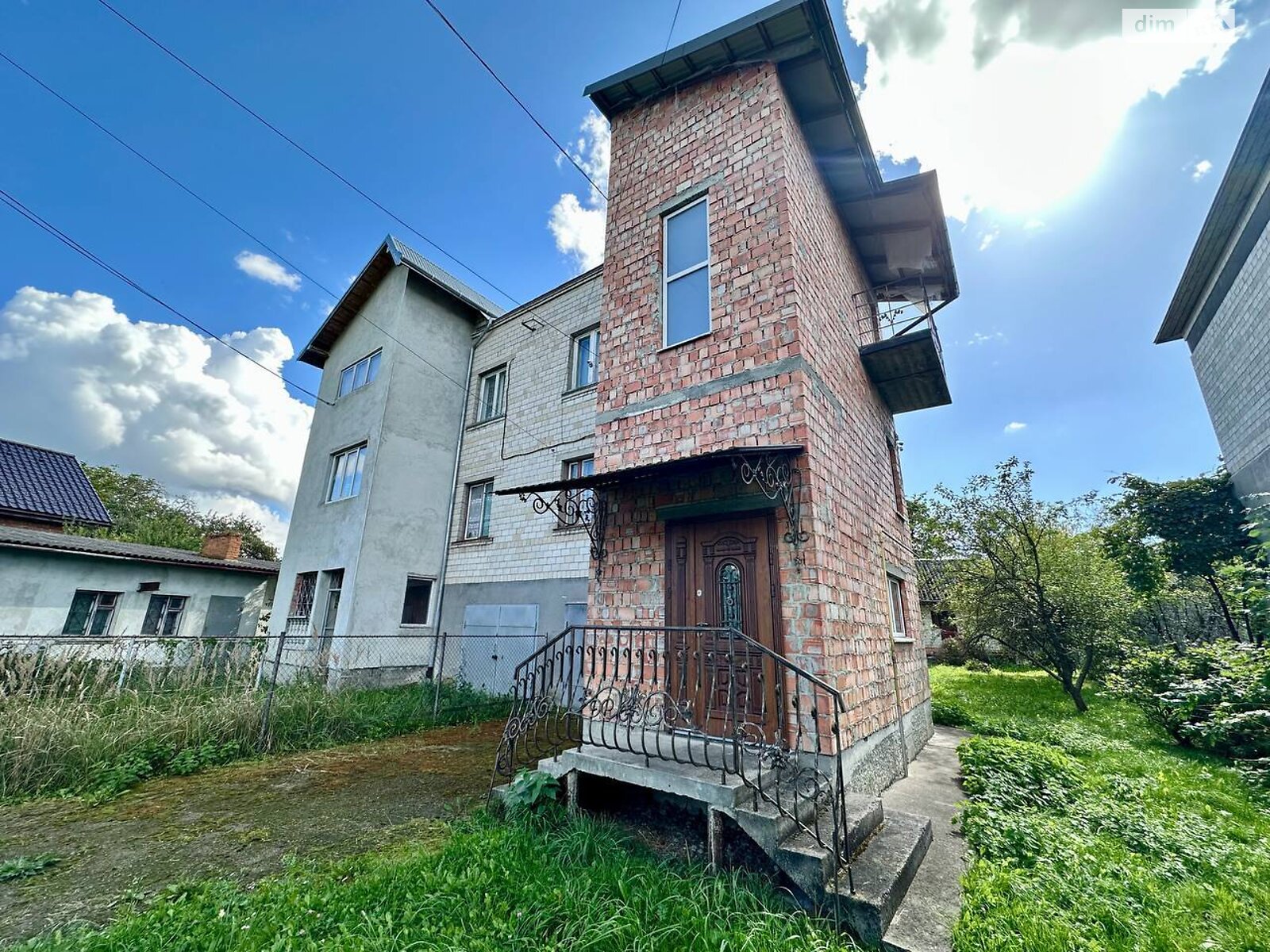 Продажа части дома в Дрогобыче, улица Довбуша 10/4, район Дрогобыч, 3 комнаты фото 1 Продажа части дома в Дрогобыче, улица Довбуша 10/4, район Дрогобыч, 3 комнаты фото 1
