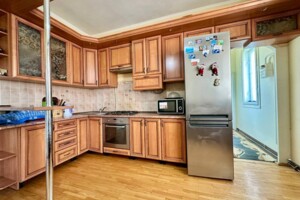 Продаж частини будинку в Дрогобичі, вулиця Довбуша 10/4, район Дрогобич, 3 кімнати фото 2