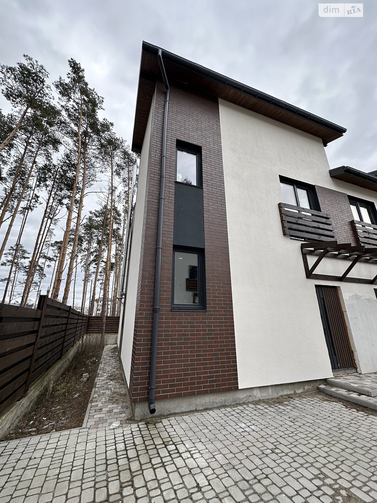 Продаж частини будинку в Гостомелі, 3 кімнати фото 1 Продаж частини будинку в Гостомелі, 3 кімнати фото 1