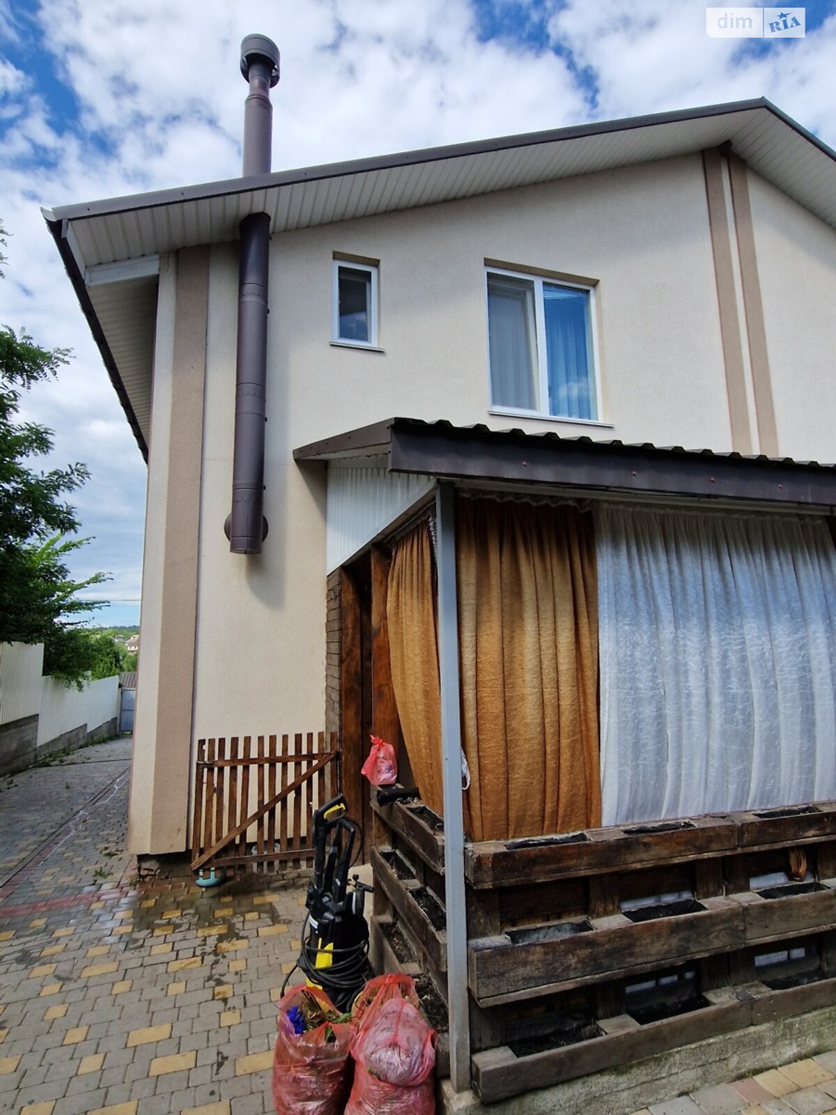 Продажа части дома в Хмельницком, район Лезневое, 4 комнаты фото 1 Продажа части дома в Хмельницком, район Лезневое, 4 комнаты фото 1