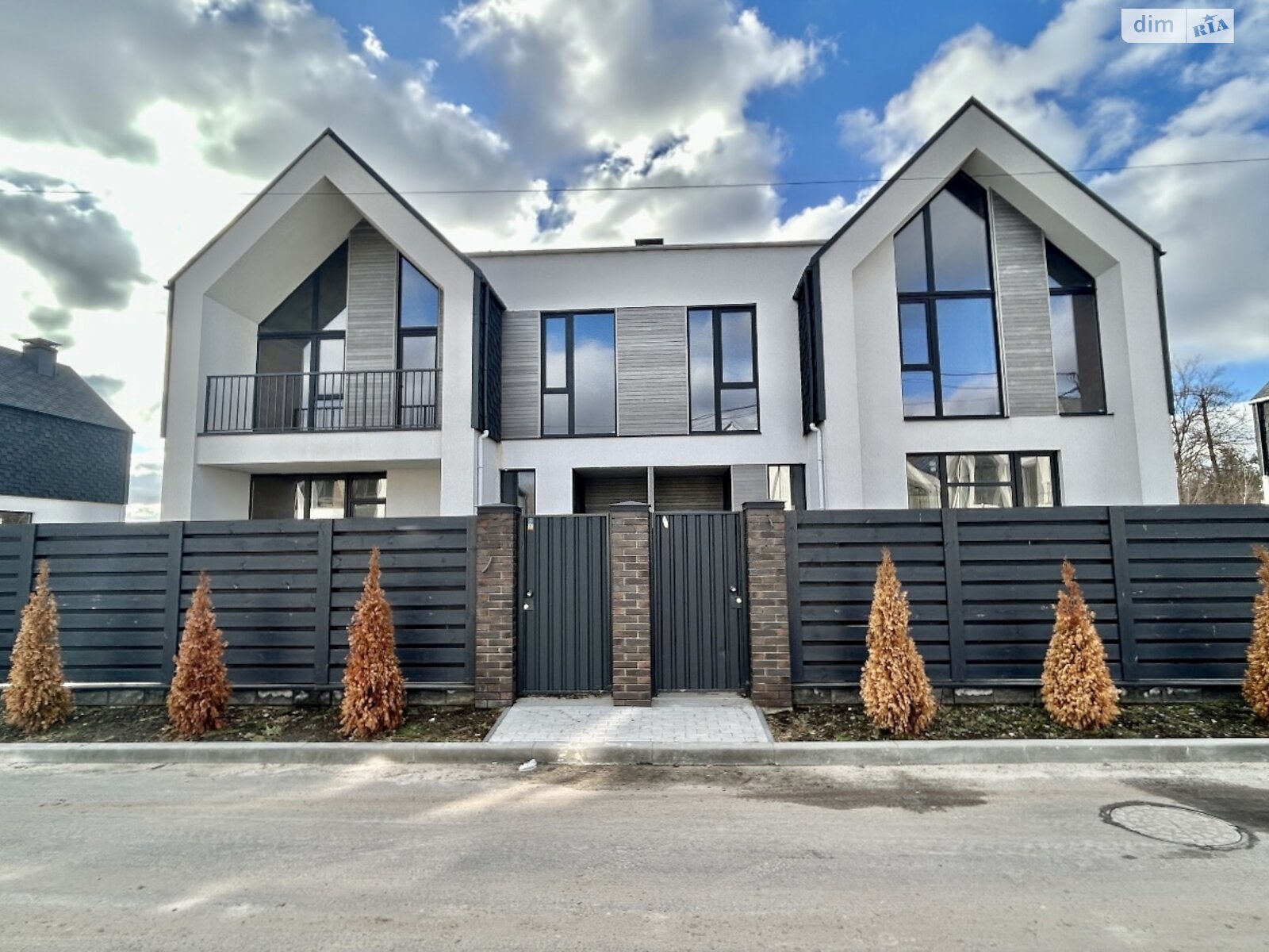 Продаж частини будинку в Ірпені, район Ірпінь, 4 кімнати фото 1
