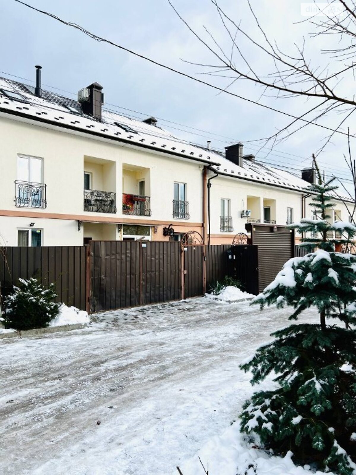 Продажа части дома в Ирпене, район Ирпень, 3 комнаты фото 1 Продажа части дома в Ирпене, район Ирпень, 3 комнаты фото 1