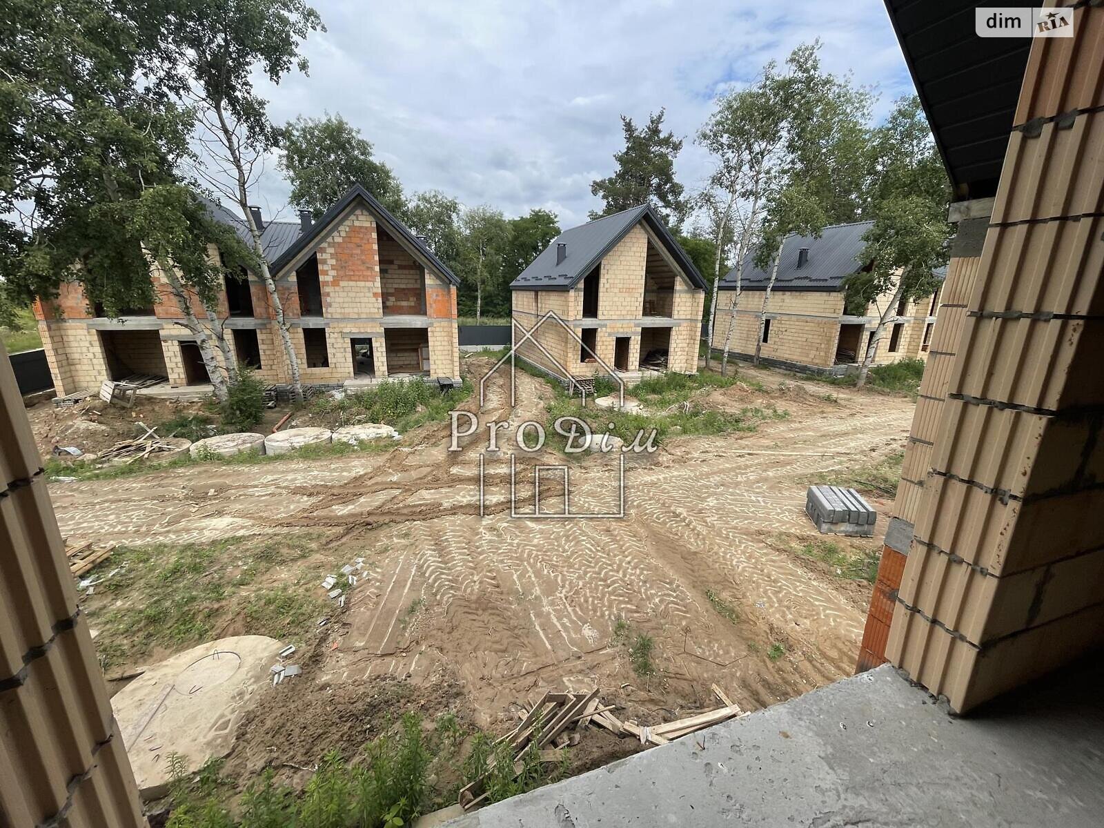 Продажа части дома в Иванковичах, 5 комнат фото 1 Продажа части дома в Иванковичах, 5 комнат фото 1