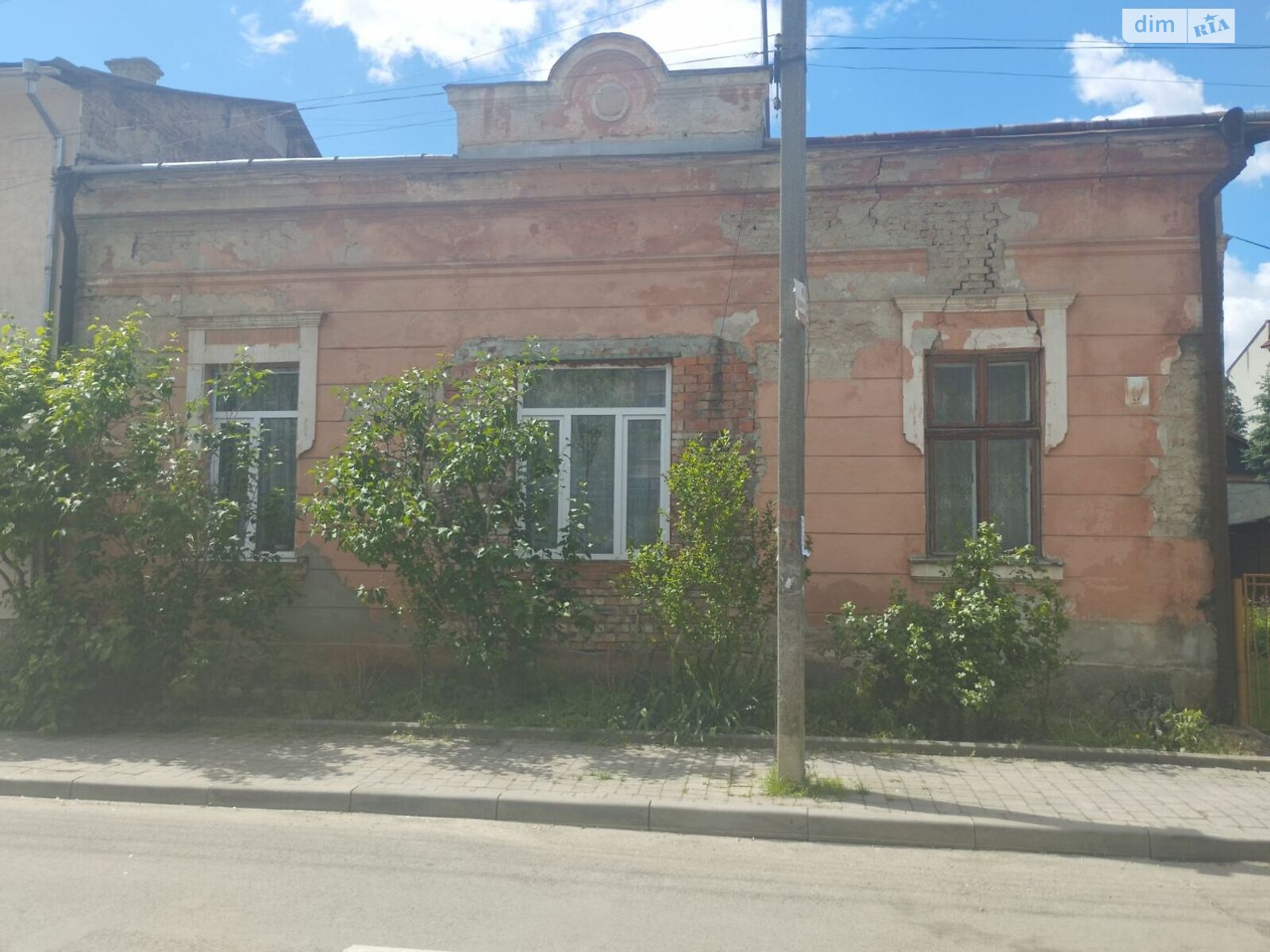 Продажа части дома в Ивано-Франковске, улица Республиканская 12, район Арсенал, 2 комнаты фото 1