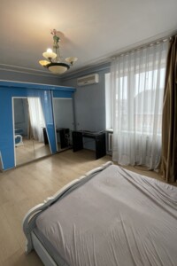 Продаж частини будинку в Івано-Франківську, вулиця Токарська, район Майзлі, 4 кімнати фото 2 Продаж частини будинку в Івано-Франківську, вулиця Токарська, район Майзлі, 4 кімнати фото 2