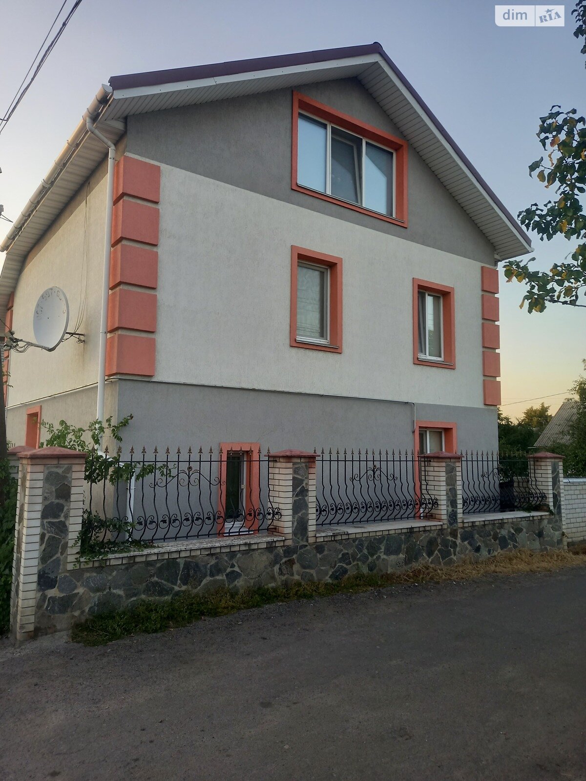 Продажа части дома в Житомире, улица Героев Пожарных, 4 комнаты фото 1 Продажа части дома в Житомире, улица Героев Пожарных, 4 комнаты фото 1