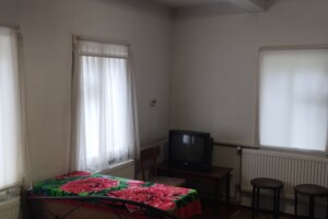 Продажа части дома в Житомире, 1-й переулок Киевский 15, район Центр, 2 комнаты фото 2 Продажа части дома в Житомире, 1-й переулок Киевский 15, район Центр, 2 комнаты фото 2