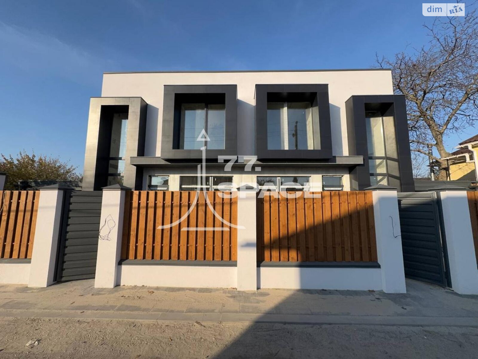 Продаж частини будинку в Києві, вулиця 137-а Садова, район Дарницький, 5 кімнат фото 1 Продаж частини будинку в Києві, вулиця 137-а Садова, район Дарницький, 5 кімнат фото 1