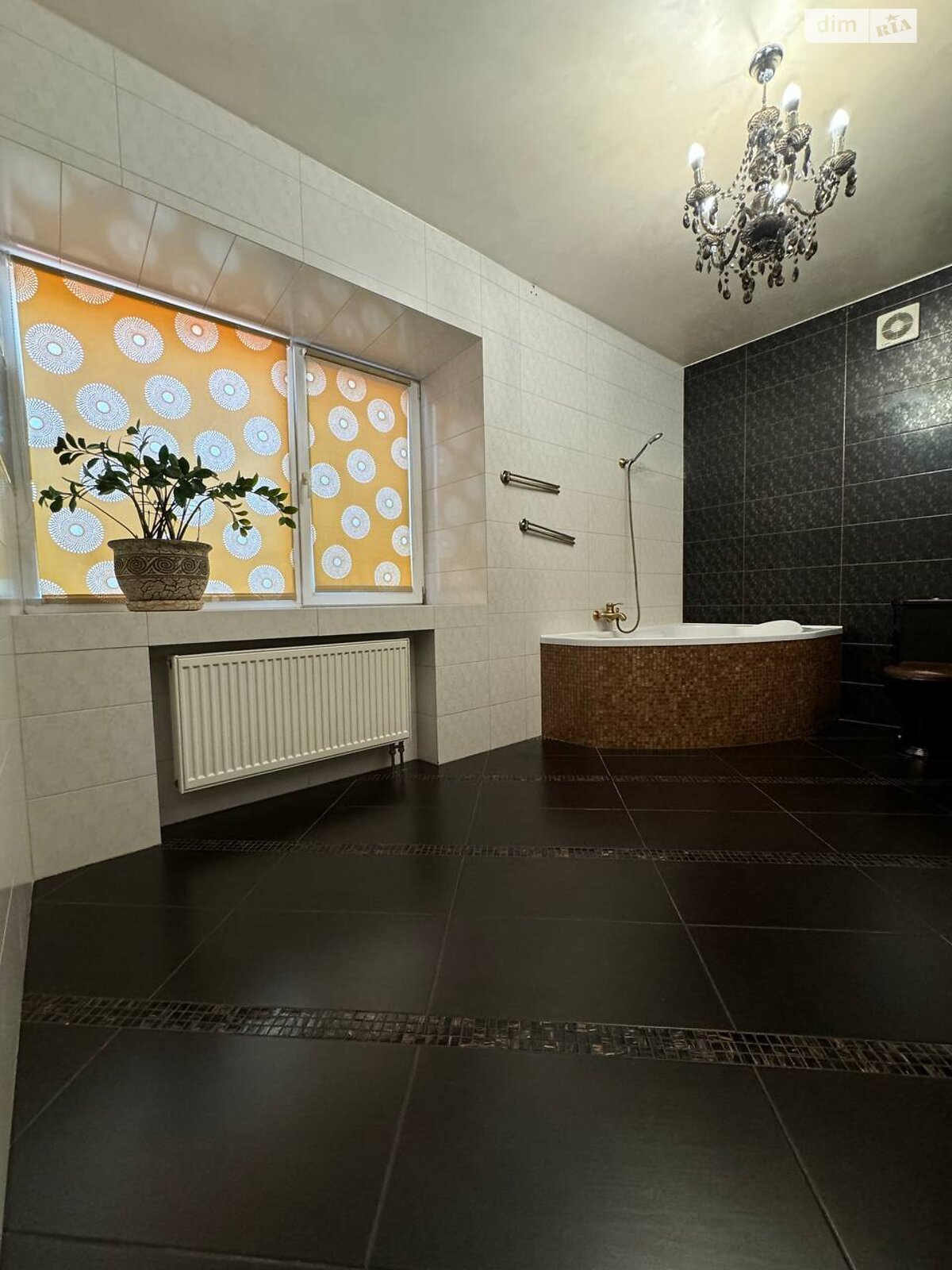 Продажа части дома в Киеве, улица Садовая, район Деснянский, 5 комнат фото 1 Продажа части дома в Киеве, улица Садовая, район Деснянский, 5 комнат фото 1