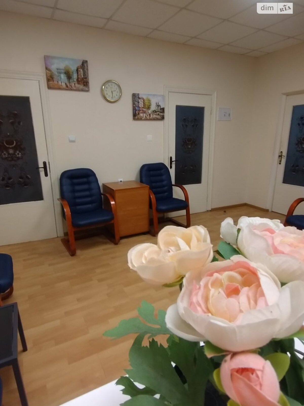 Продажа части дома в Киеве, район Харьковский Массив, 8 комнат фото 1 Продажа части дома в Киеве, район Харьковский Массив, 8 комнат фото 1