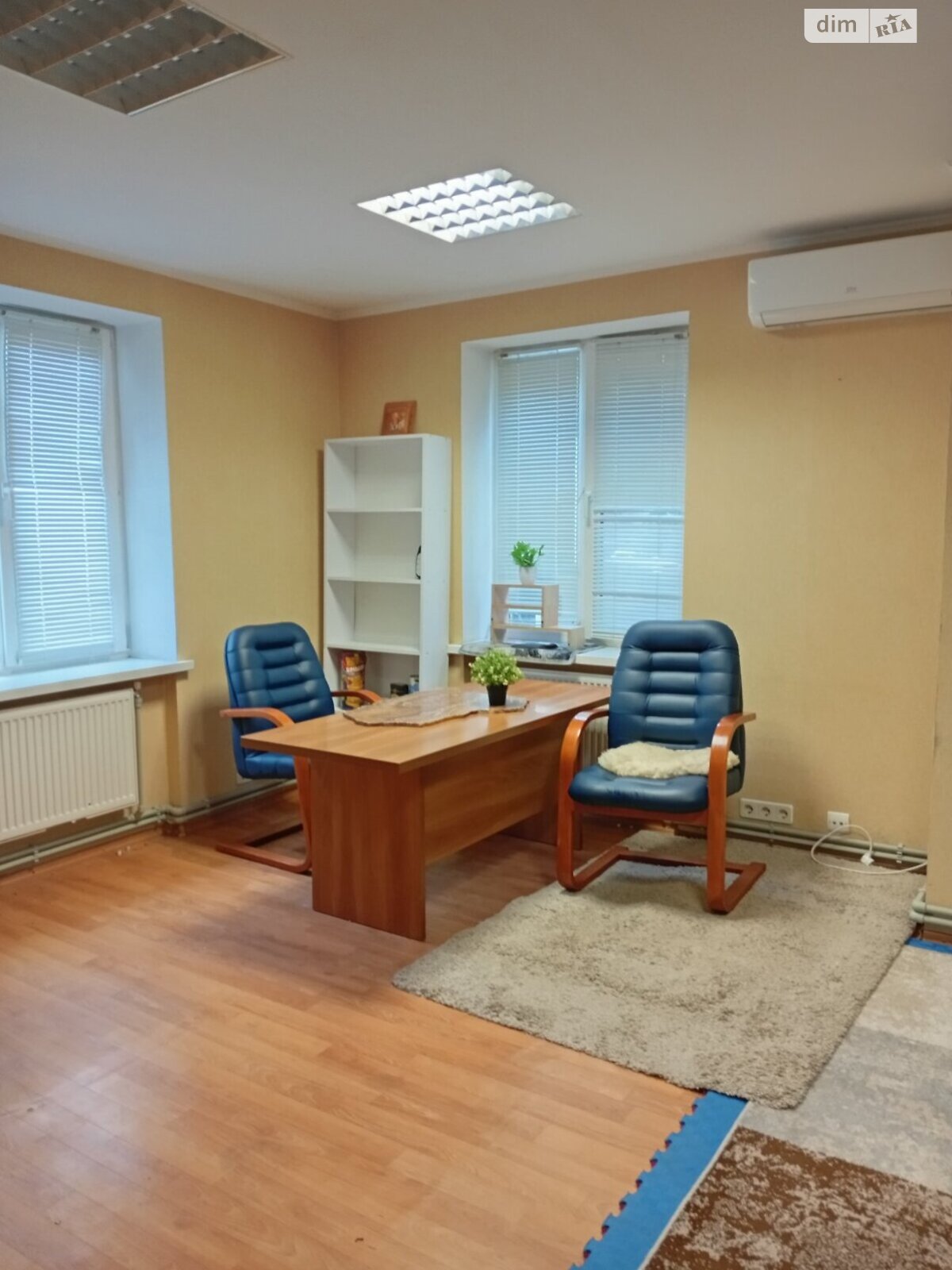 Продажа части дома в Киеве, район Харьковский Массив, 8 комнат фото 1 Продажа части дома в Киеве, район Харьковский Массив, 8 комнат фото 1