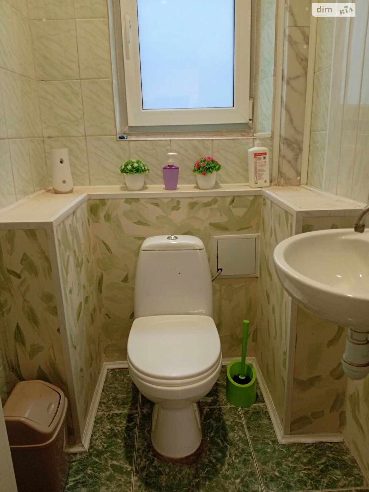 Продажа части дома в Киеве, район Харьковский Массив, 8 комнат фото 1 Продажа части дома в Киеве, район Харьковский Массив, 8 комнат фото 1