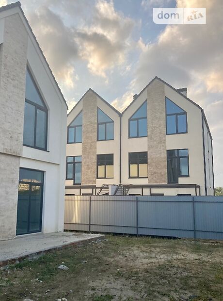 Продажа части дома в селе Чабаны, улица Молодежная, 5 комнат фото 1 Продажа части дома в селе Чабаны, улица Молодежная, 5 комнат фото 1