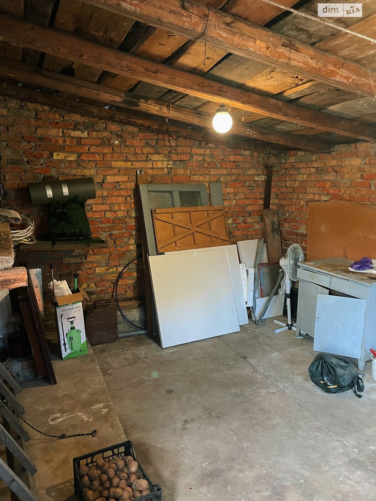 Продаж частини будинку в Корсуні-Шевченківському, вулиця Гагаріна 13, район Корсунь-Шевченківський, 3 кімнати фото 1 Продаж частини будинку в Корсуні-Шевченківському, вулиця Гагаріна 13, район Корсунь-Шевченківський, 3 кімнати фото 1