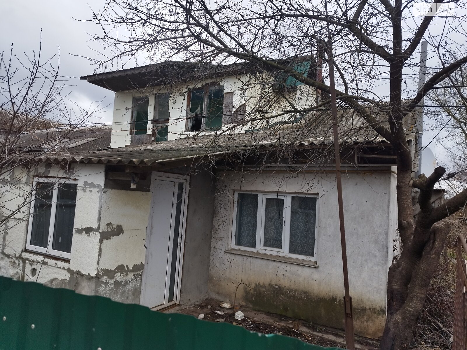 Продажа части дома в Красилове, улица Центральная 8, район Красилов, 2 комнаты фото 1