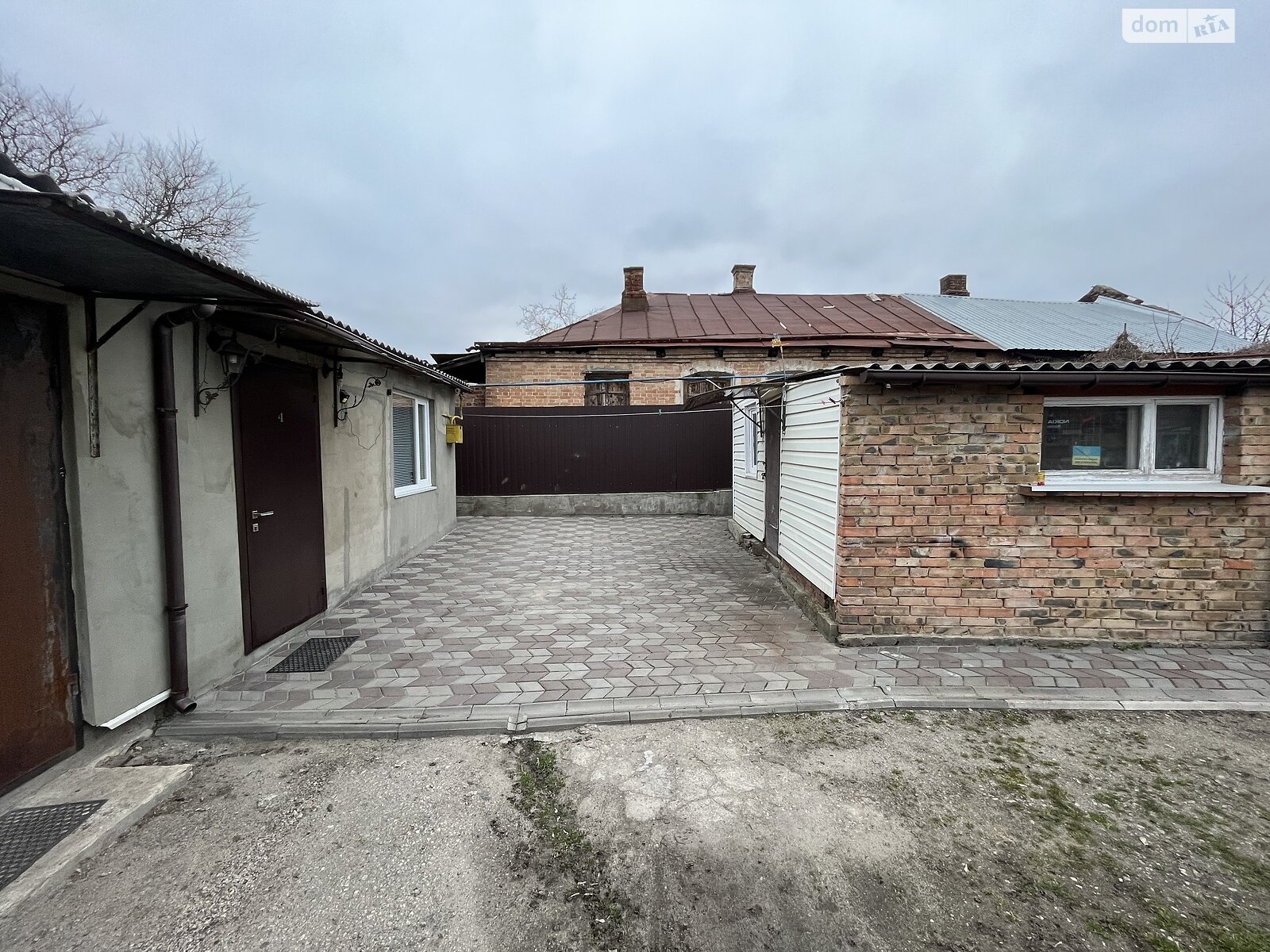 Продажа части дома в Кропивницком, улица Карабинерная, район Центр, 3 комнаты фото 1 Продажа части дома в Кропивницком, улица Карабинерная, район Центр, 3 комнаты фото 1
