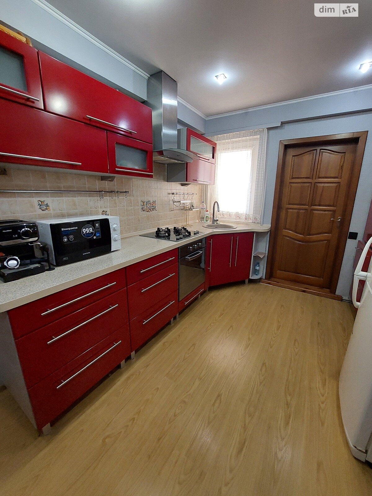 Продаж частини будинку в Луцьку, вулиця Володимирська 10, район Красне, 3 кімнати фото 1 Продаж частини будинку в Луцьку, вулиця Володимирська 10, район Красне, 3 кімнати фото 1