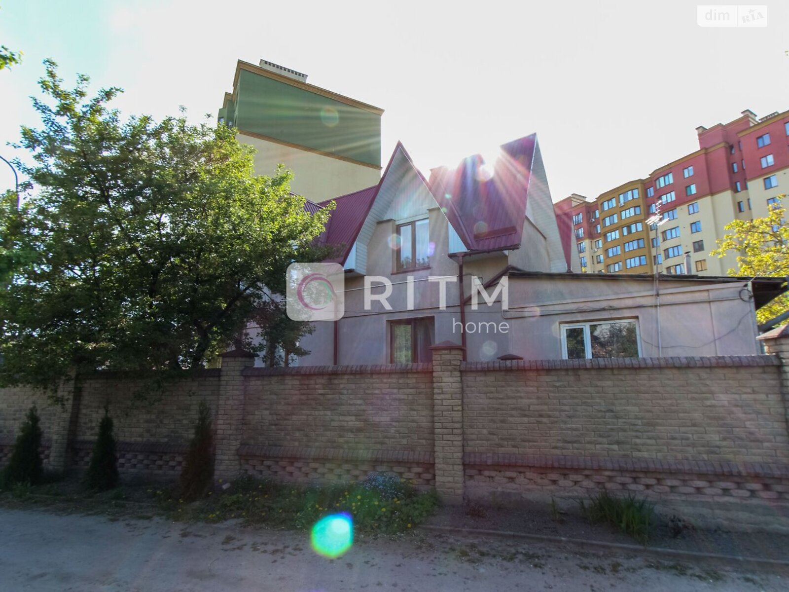 Продажа части дома в Луцке, улица Александра Валенты (Короленко), район Центр, 3 комнаты фото 1 Продажа части дома в Луцке, улица Александра Валенты (Короленко), район Центр, 3 комнаты фото 1