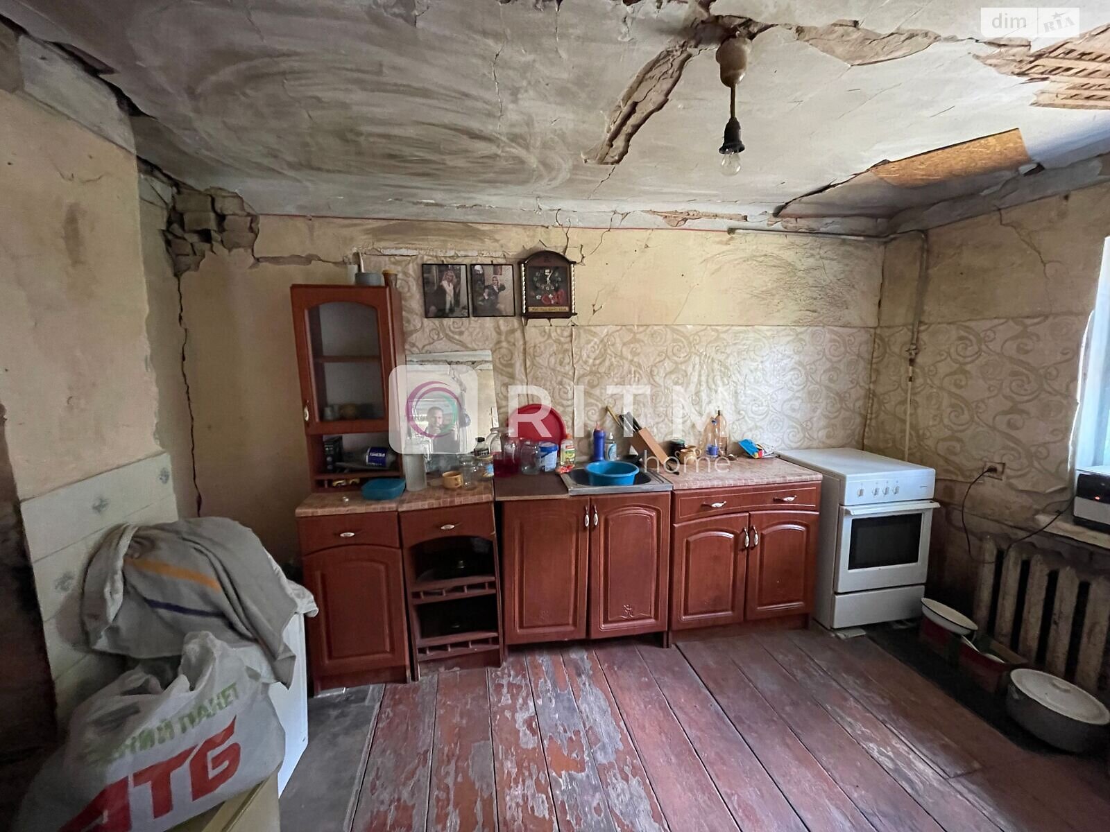 Продаж частини будинку в Луцьку, район Центр, 1 кімната фото 1 Продаж частини будинку в Луцьку, район Центр, 1 кімната фото 1