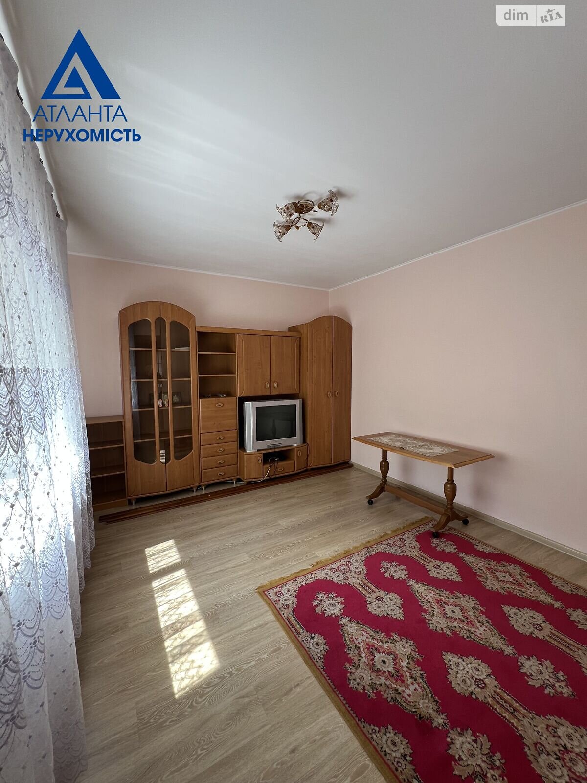 Продаж частини будинку в Луцьку, район Центр, 3 кімнати фото 1 Продаж частини будинку в Луцьку, район Центр, 3 кімнати фото 1
