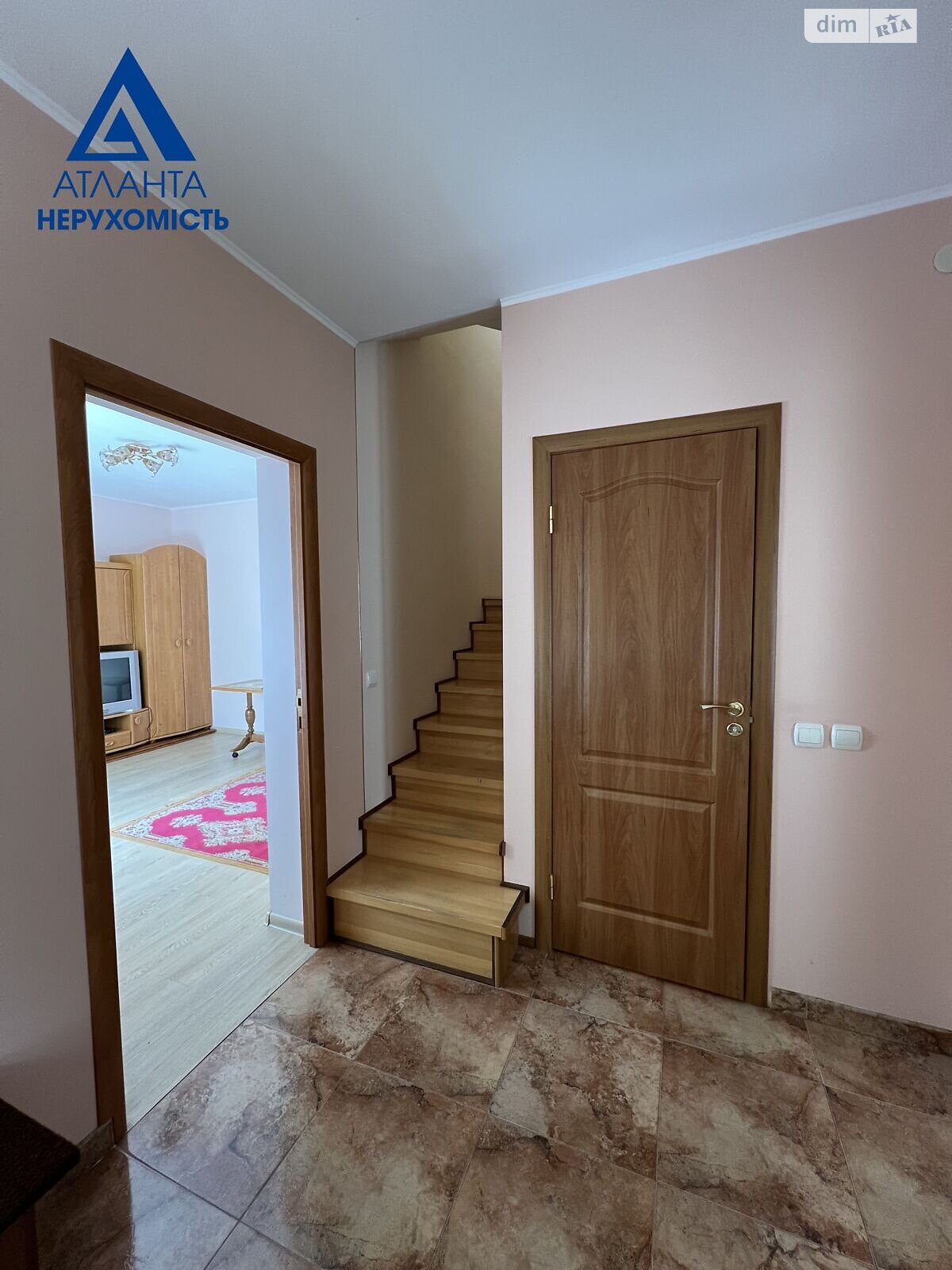 Продаж частини будинку в Луцьку, район Центр, 3 кімнати фото 1 Продаж частини будинку в Луцьку, район Центр, 3 кімнати фото 1