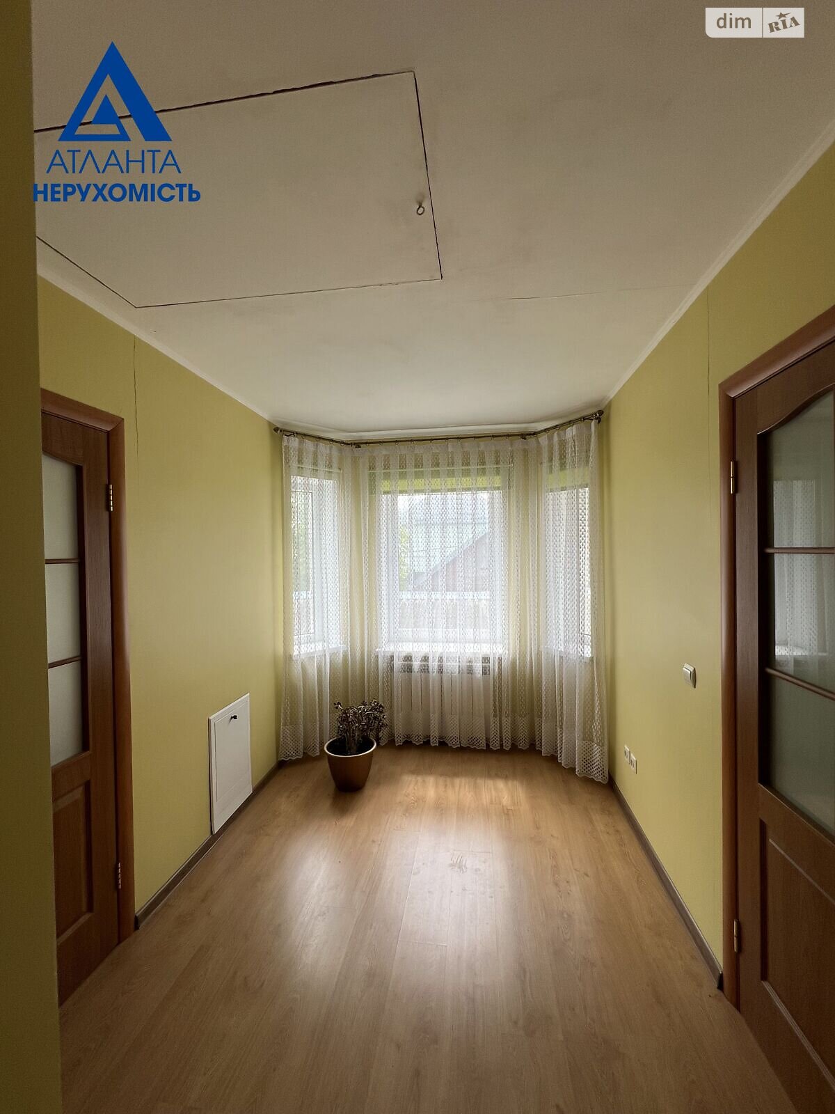 Продаж частини будинку в Луцьку, район Центр, 3 кімнати фото 1 Продаж частини будинку в Луцьку, район Центр, 3 кімнати фото 1