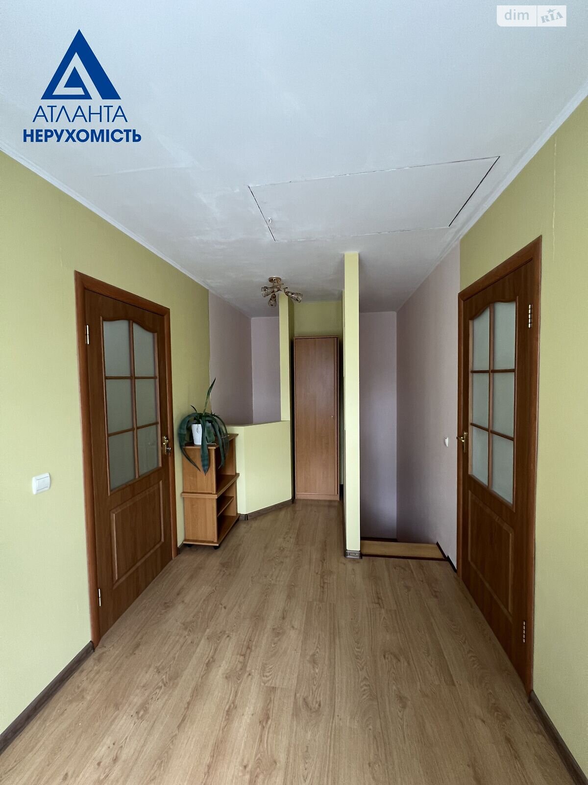 Продаж частини будинку в Луцьку, район Центр, 3 кімнати фото 1 Продаж частини будинку в Луцьку, район Центр, 3 кімнати фото 1