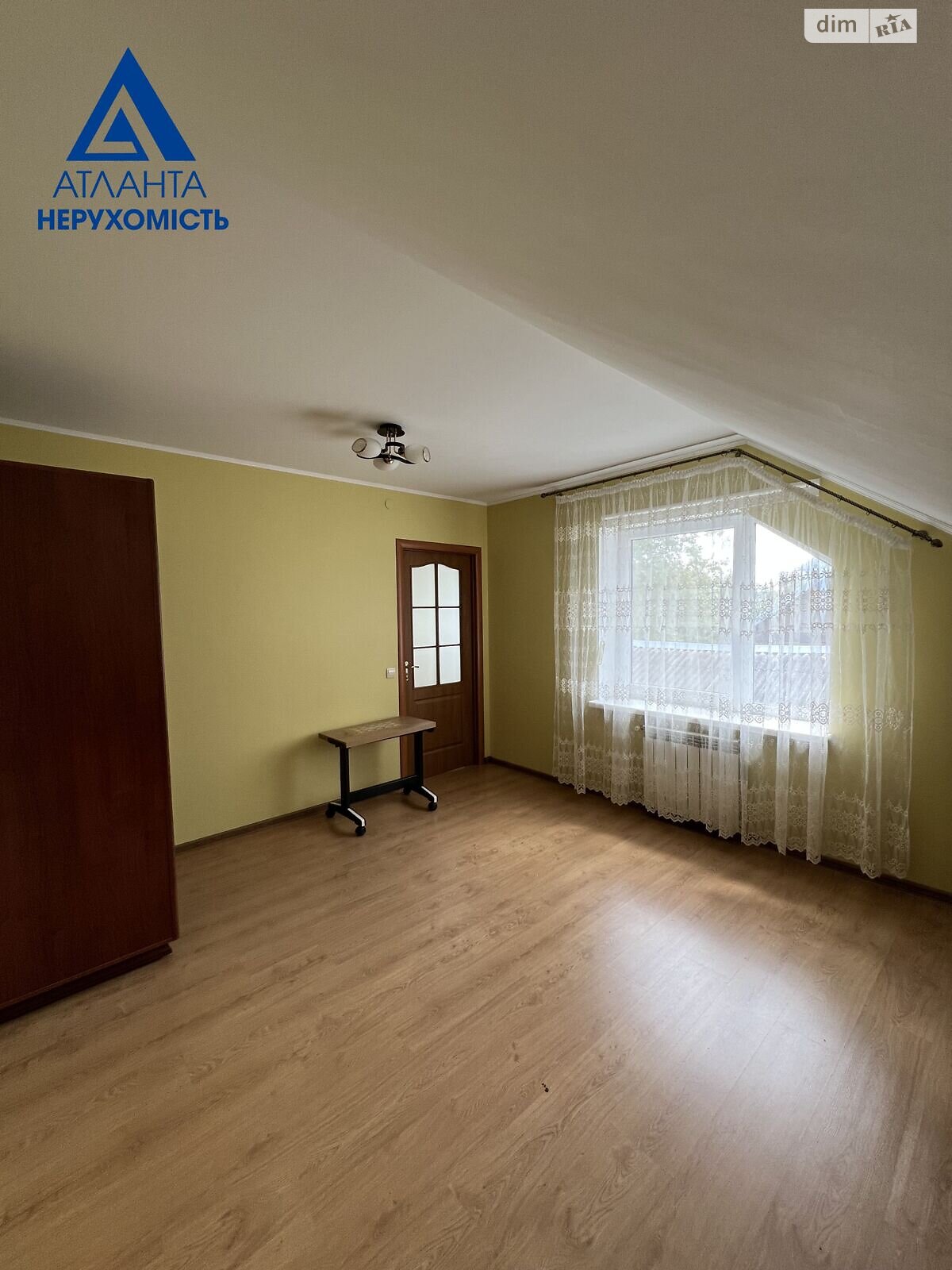 Продаж частини будинку в Луцьку, район Центр, 3 кімнати фото 1 Продаж частини будинку в Луцьку, район Центр, 3 кімнати фото 1