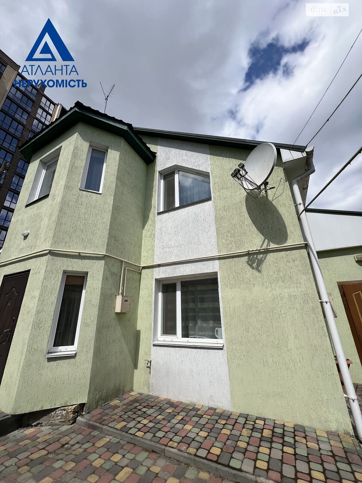 Продаж частини будинку в Луцьку, район Центр, 3 кімнати фото 1 Продаж частини будинку в Луцьку, район Центр, 3 кімнати фото 1