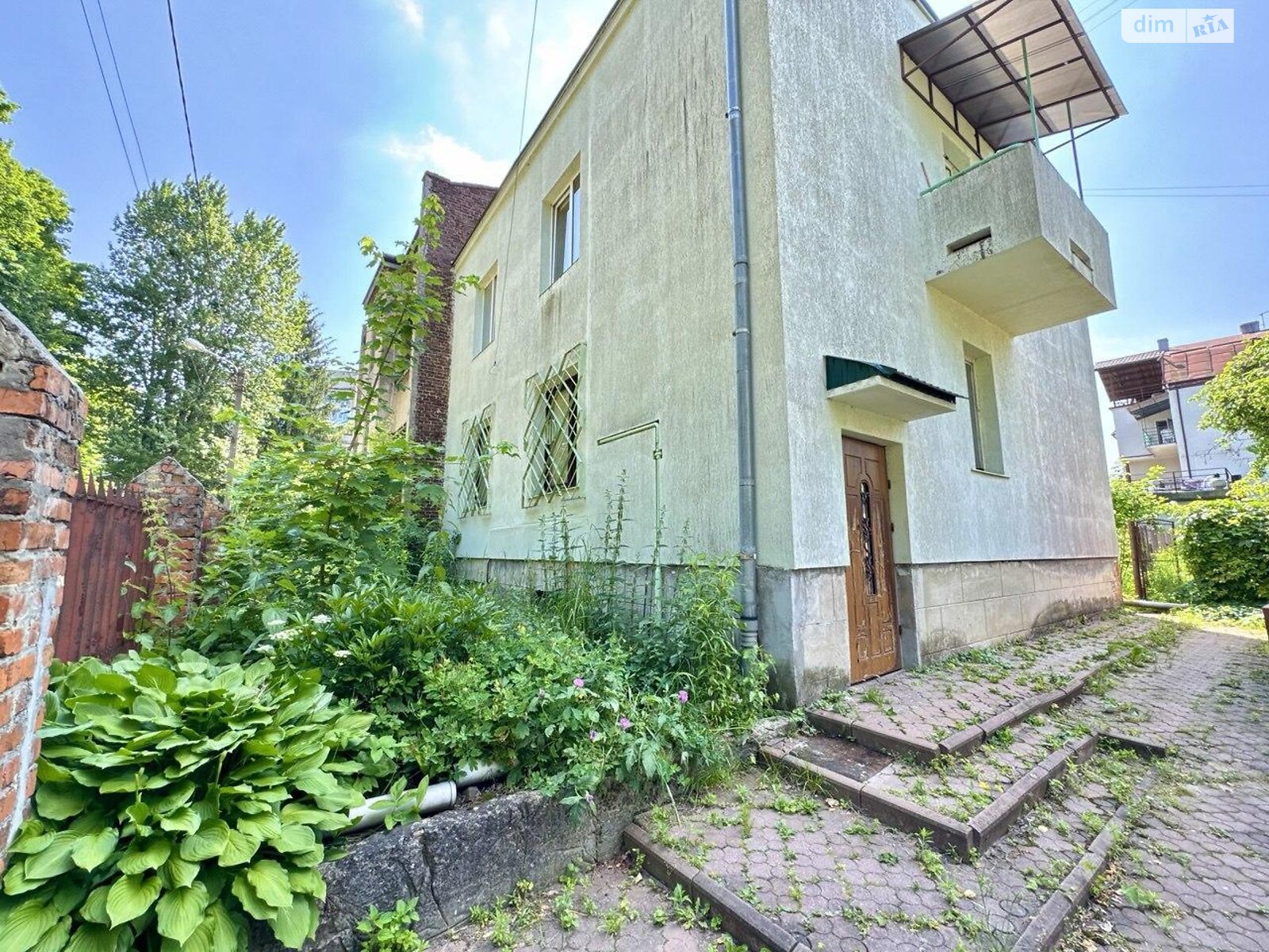 Продаж частини будинку в Львові, вулиця Чарнецького Єпископа 4, район Кайзервальд, 3 кімнати фото 1 Продаж частини будинку в Львові, вулиця Чарнецького Єпископа 4, район Кайзервальд, 3 кімнати фото 1