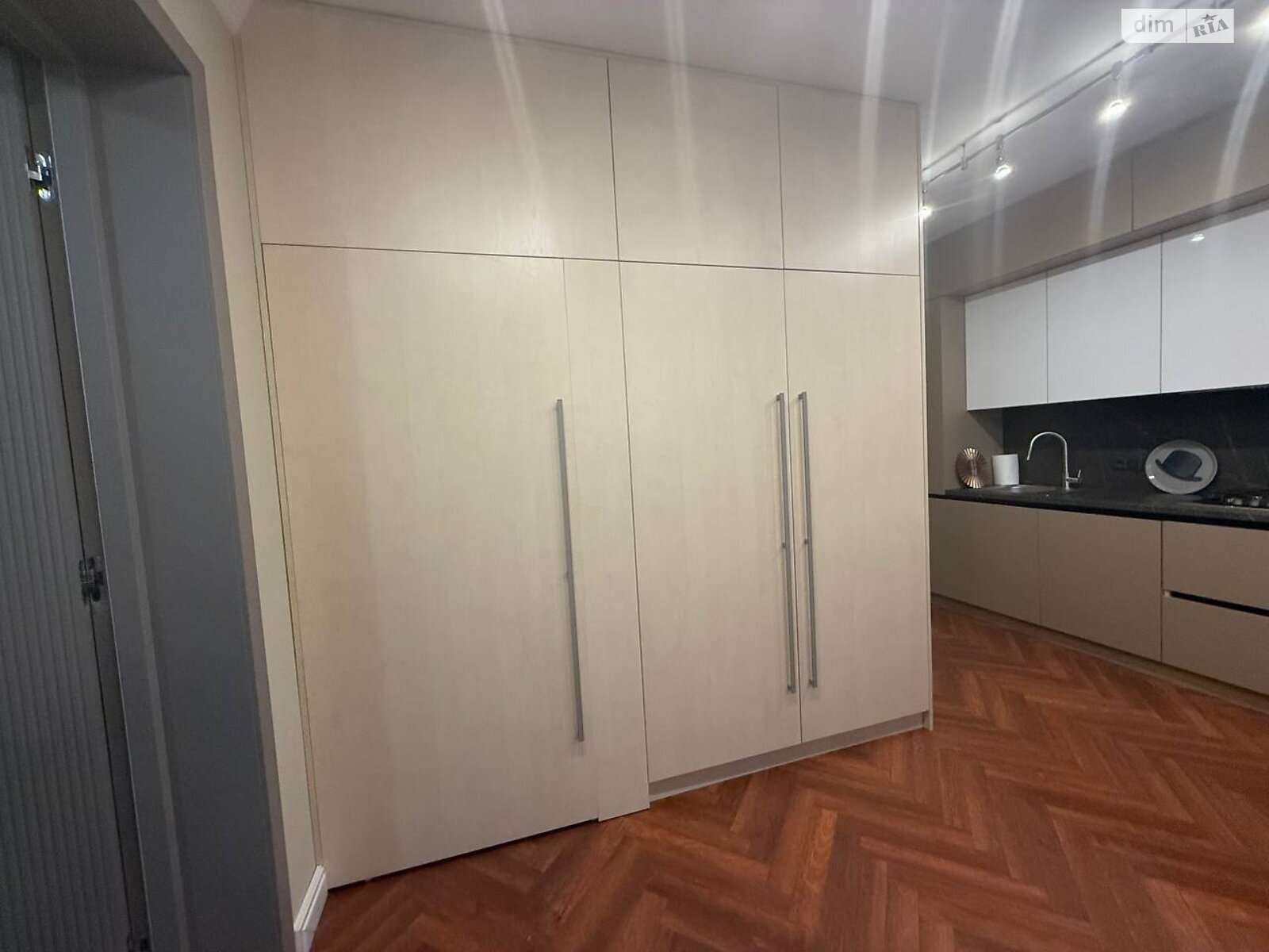 Продажа части дома в Львове, улица Дунайская 6, район Сыхов, 3 комнаты фото 1 Продажа части дома в Львове, улица Дунайская 6, район Сыхов, 3 комнаты фото 1