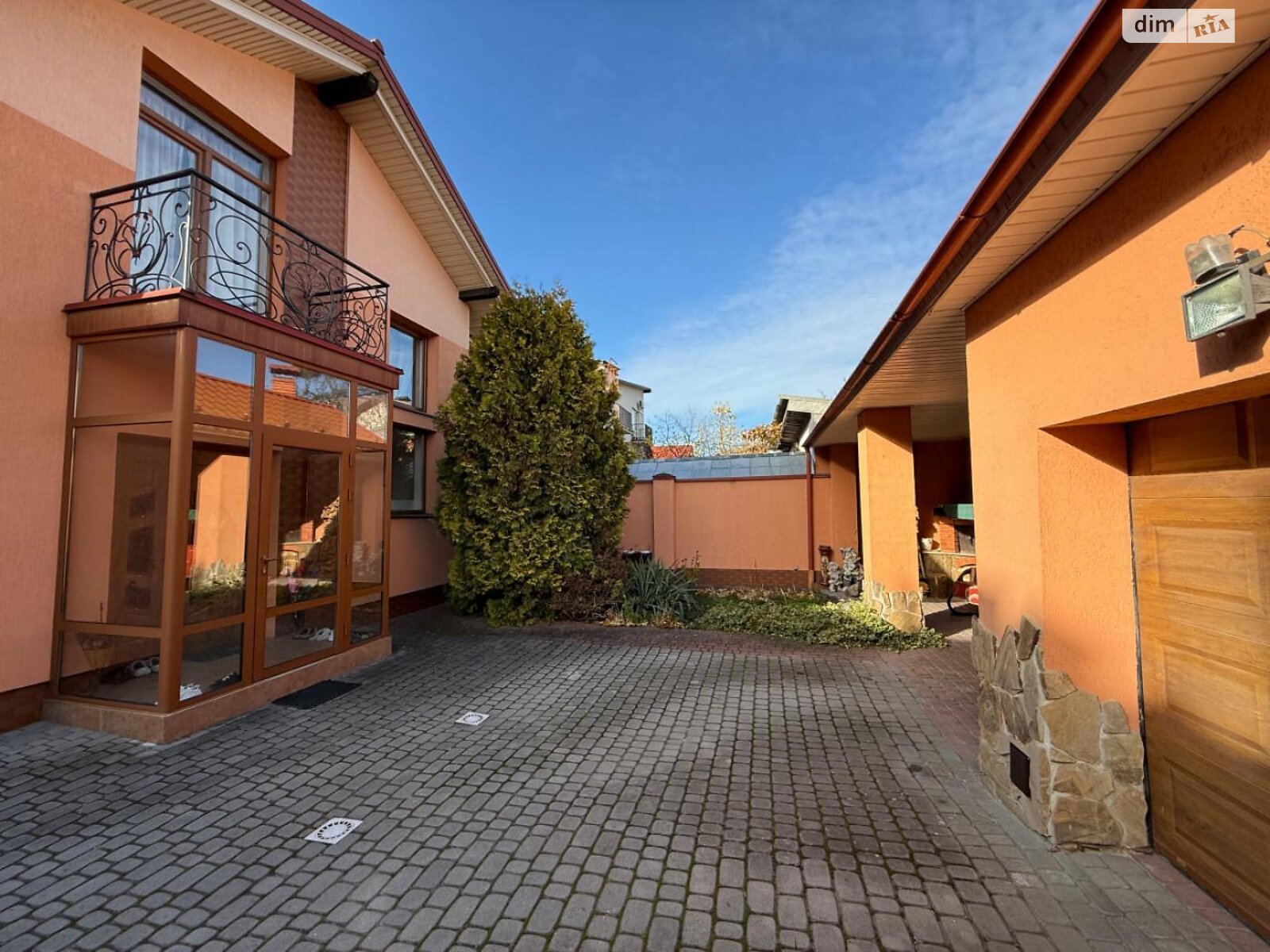 Продажа части дома в Львове, улица Машинистов, район Зализнычный, 3 комнаты фото 1 Продажа части дома в Львове, улица Машинистов, район Зализнычный, 3 комнаты фото 1