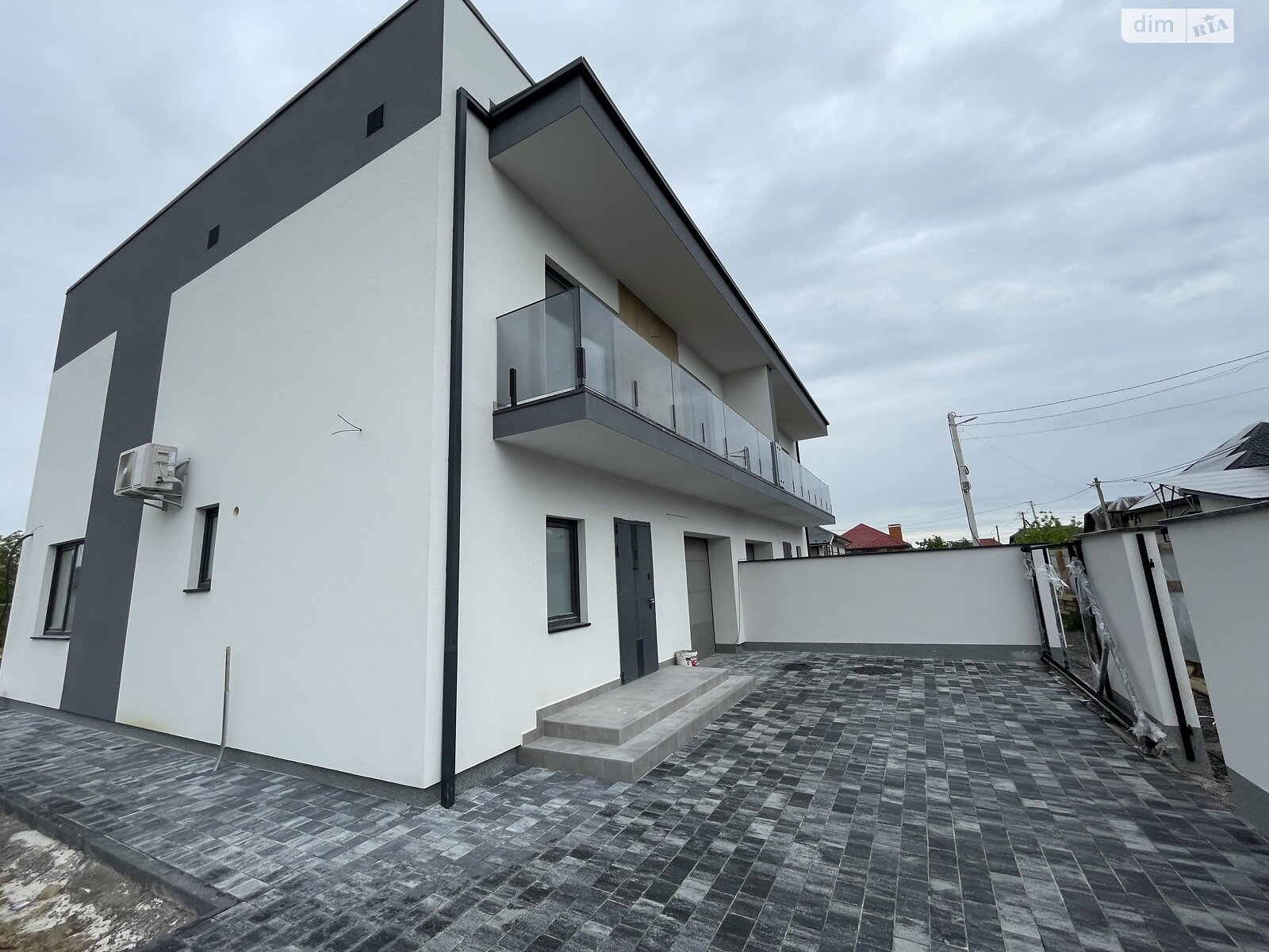 Продажа части дома в Минае, 4 комнаты фото 1 Продажа части дома в Минае, 4 комнаты фото 1