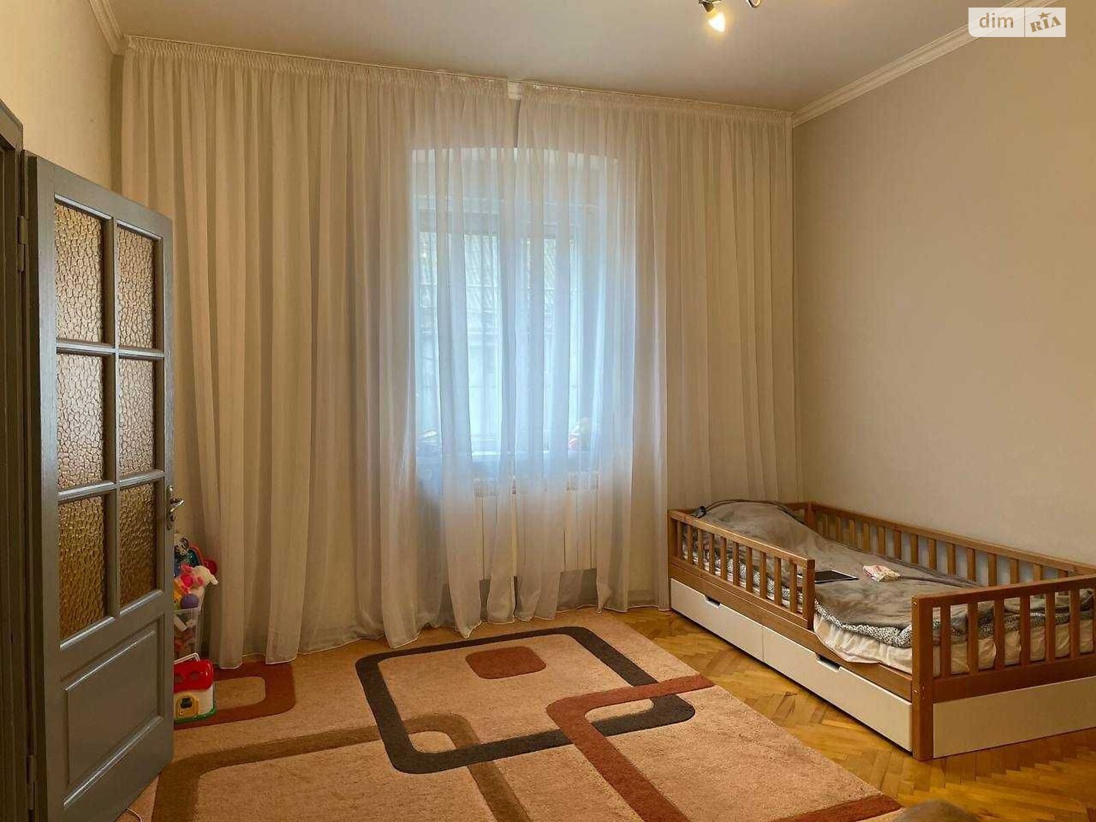 Продаж частини будинку в Мукачеві, вулиця Ілони Зріні, 3 кімнати фото 1 Продаж частини будинку в Мукачеві, вулиця Ілони Зріні, 3 кімнати фото 1