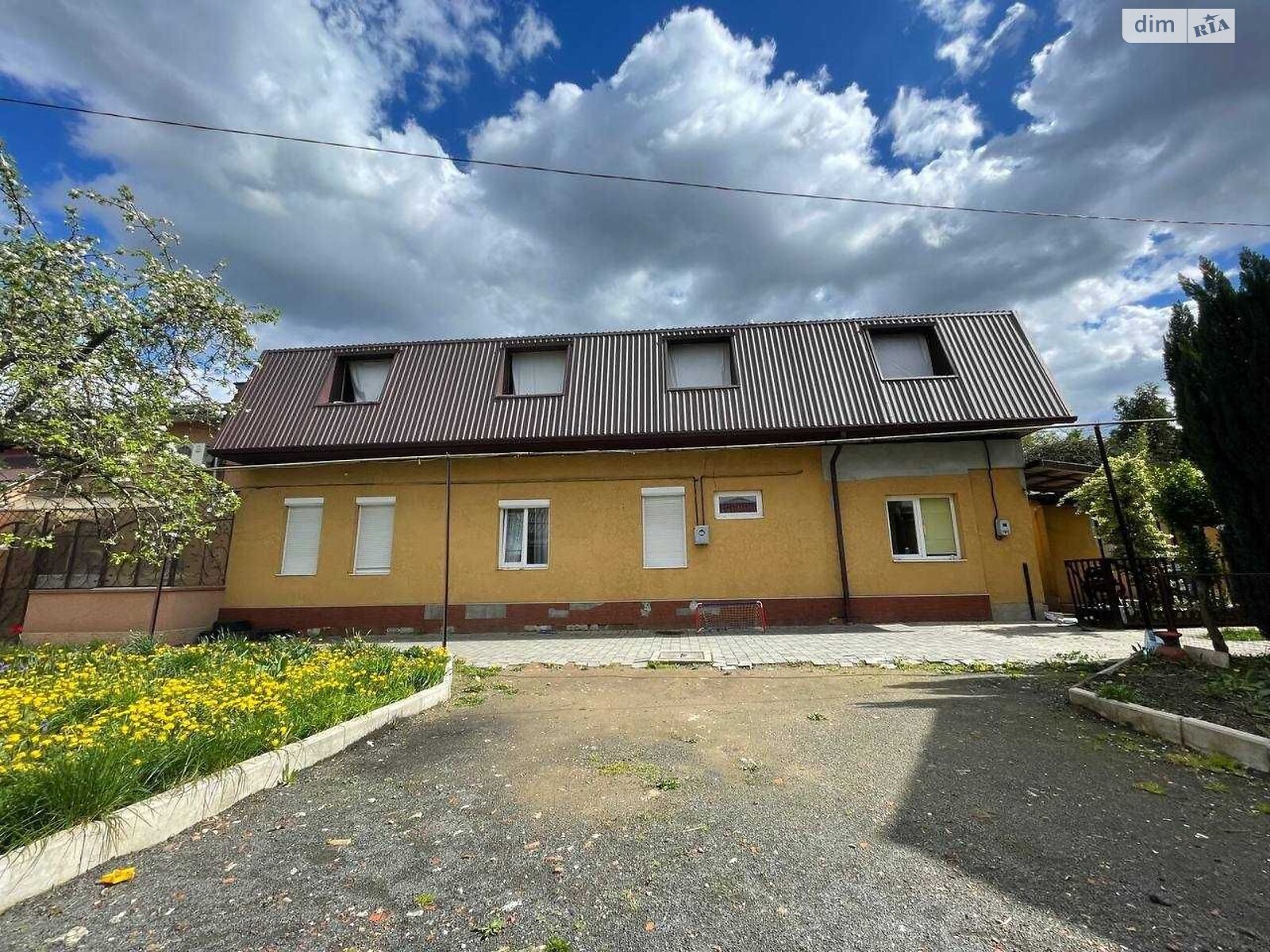 Продаж частини будинку в Мукачеві, вулиця Ілони Зріні, 3 кімнати фото 1 Продаж частини будинку в Мукачеві, вулиця Ілони Зріні, 3 кімнати фото 1