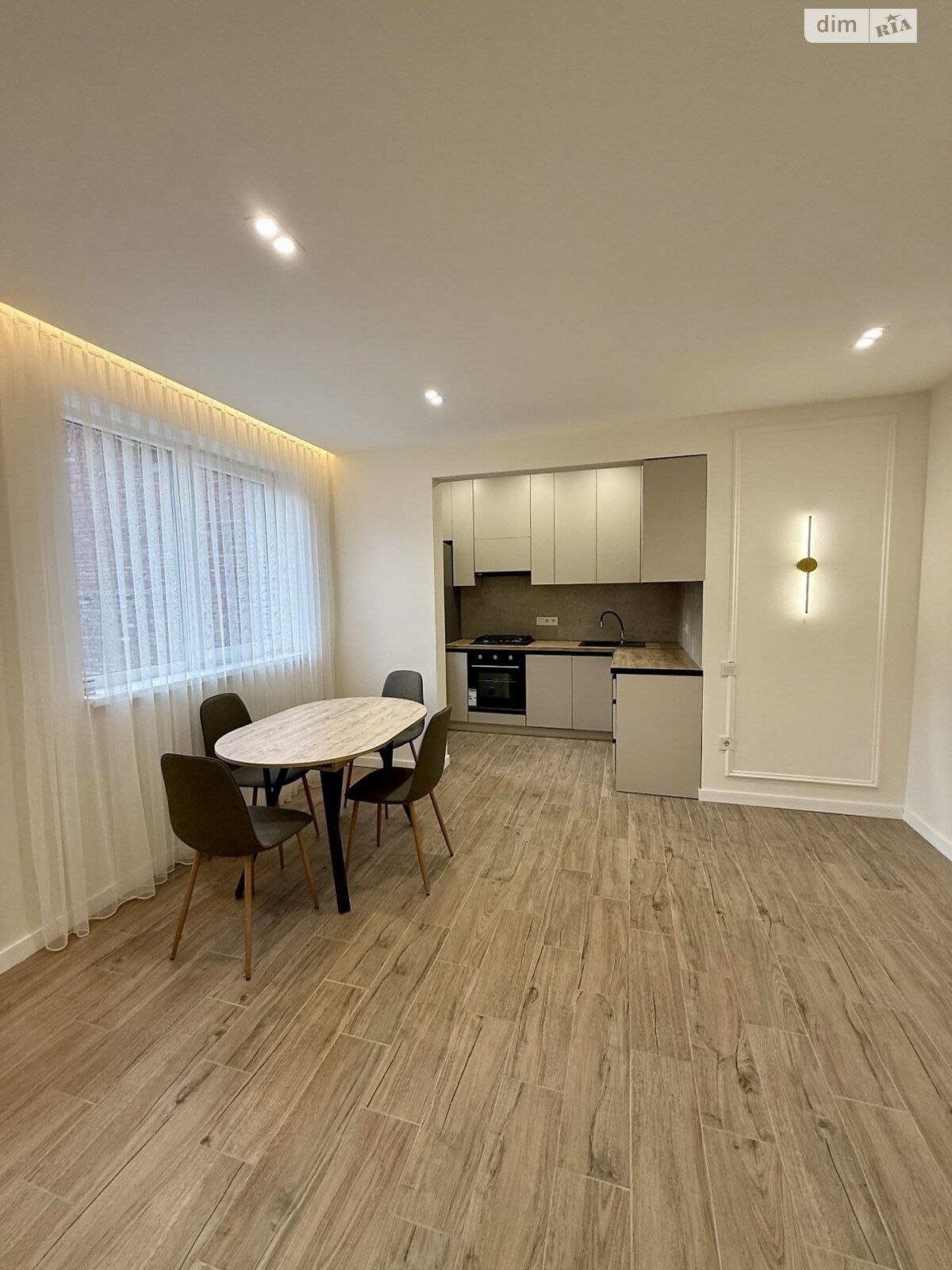 Продажа части дома в Мукачеве, Центр, район Мукачево, 2 комнаты фото 1 Продажа части дома в Мукачеве, Центр, район Мукачево, 2 комнаты фото 1