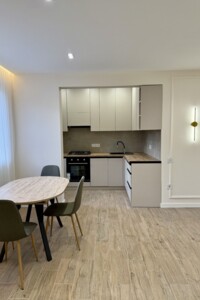 Продажа части дома в Мукачеве, Центр, район Мукачево, 2 комнаты фото 2 Продажа части дома в Мукачеве, Центр, район Мукачево, 2 комнаты фото 2