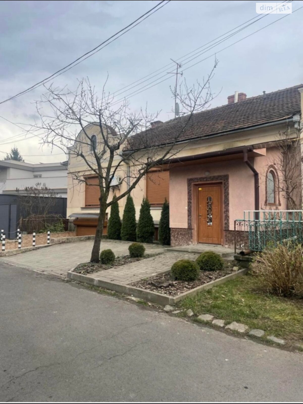 Продажа части дома в Мукачеве, улица Епархиальная, 2 комнаты фото 1