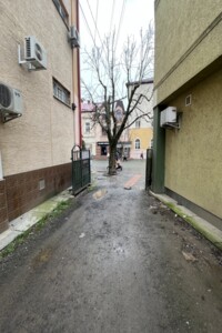Продажа части дома в Мукачеве, улица Мира, район Центр, 2 комнаты фото 2