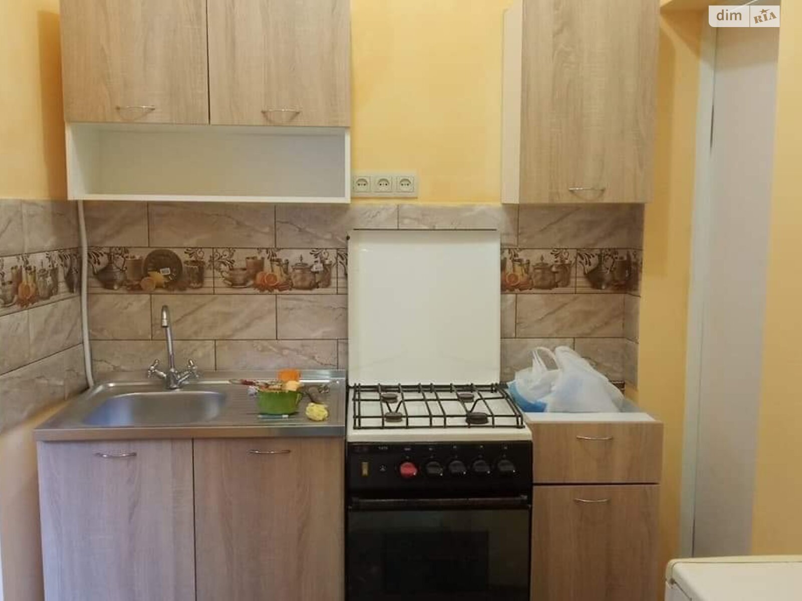 Продажа части дома в Мукачеве, район Центр, 1 комната фото 1 Продажа части дома в Мукачеве, район Центр, 1 комната фото 1