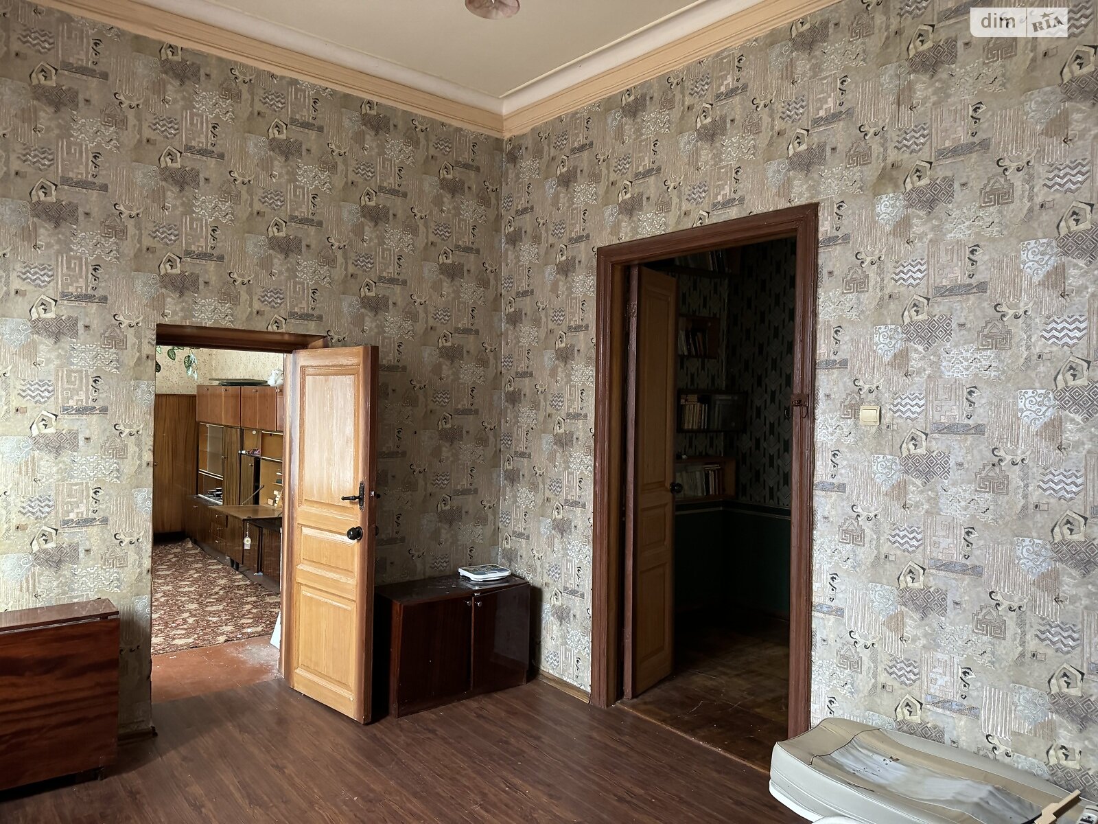 Продажа части дома в Нежине, площадь Гоголя 1, 5 комнат фото 1