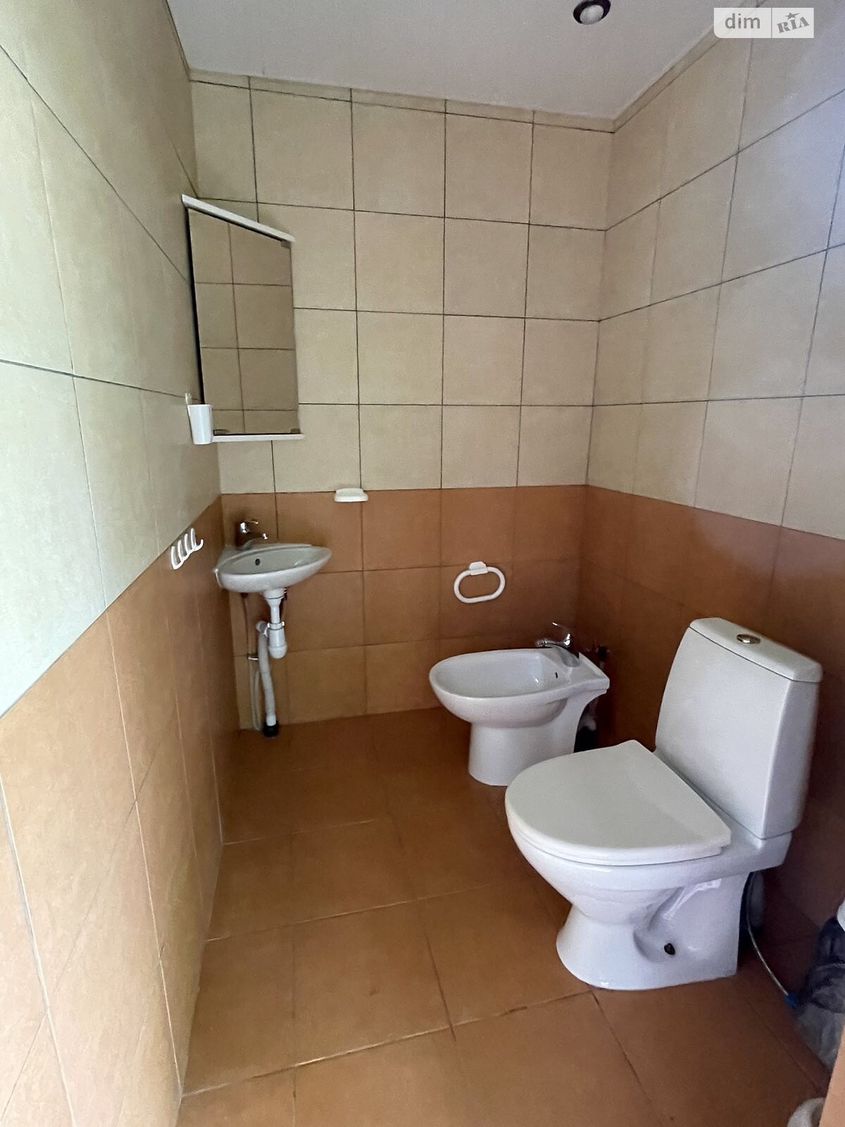 Продаж частини будинку в Некрасове, вулиця Квіткова, 3 кімнати фото 1 Продаж частини будинку в Некрасове, вулиця Квіткова, 3 кімнати фото 1