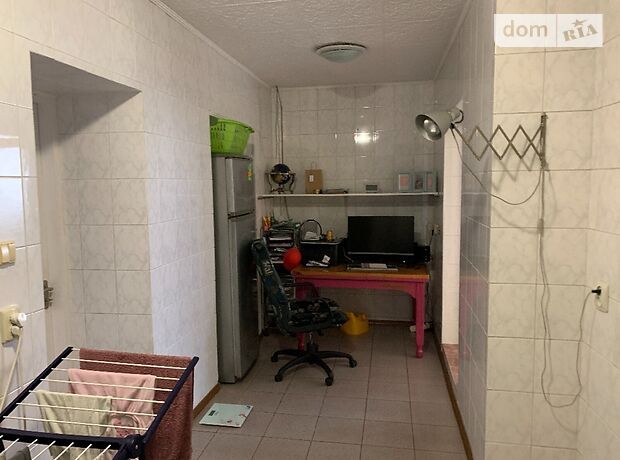 Продажа части дома в Николаеве, улица Адмирала Макарова (Центр), район Центральный, 6 комнат фото 1 Продажа части дома в Николаеве, улица Адмирала Макарова (Центр), район Центральный, 6 комнат фото 1