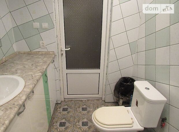 Продажа части дома в Николаеве, улица Адмирала Макарова (Центр), район Центральный, 6 комнат фото 1 Продажа части дома в Николаеве, улица Адмирала Макарова (Центр), район Центральный, 6 комнат фото 1