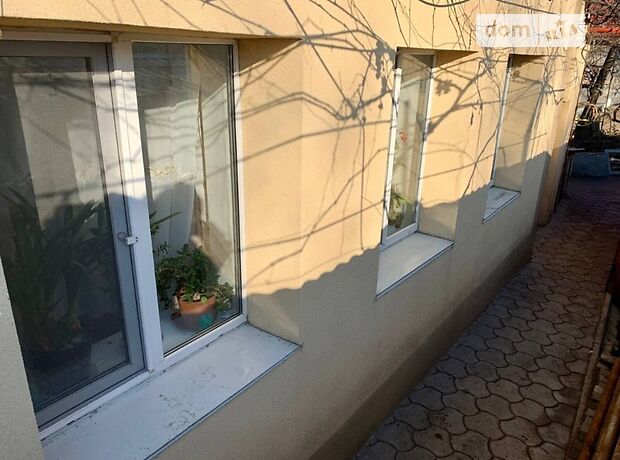 Продажа части дома в Николаеве, улица Мастерская 43, район Центральный, 1 комната фото 1 Продажа части дома в Николаеве, улица Мастерская 43, район Центральный, 1 комната фото 1