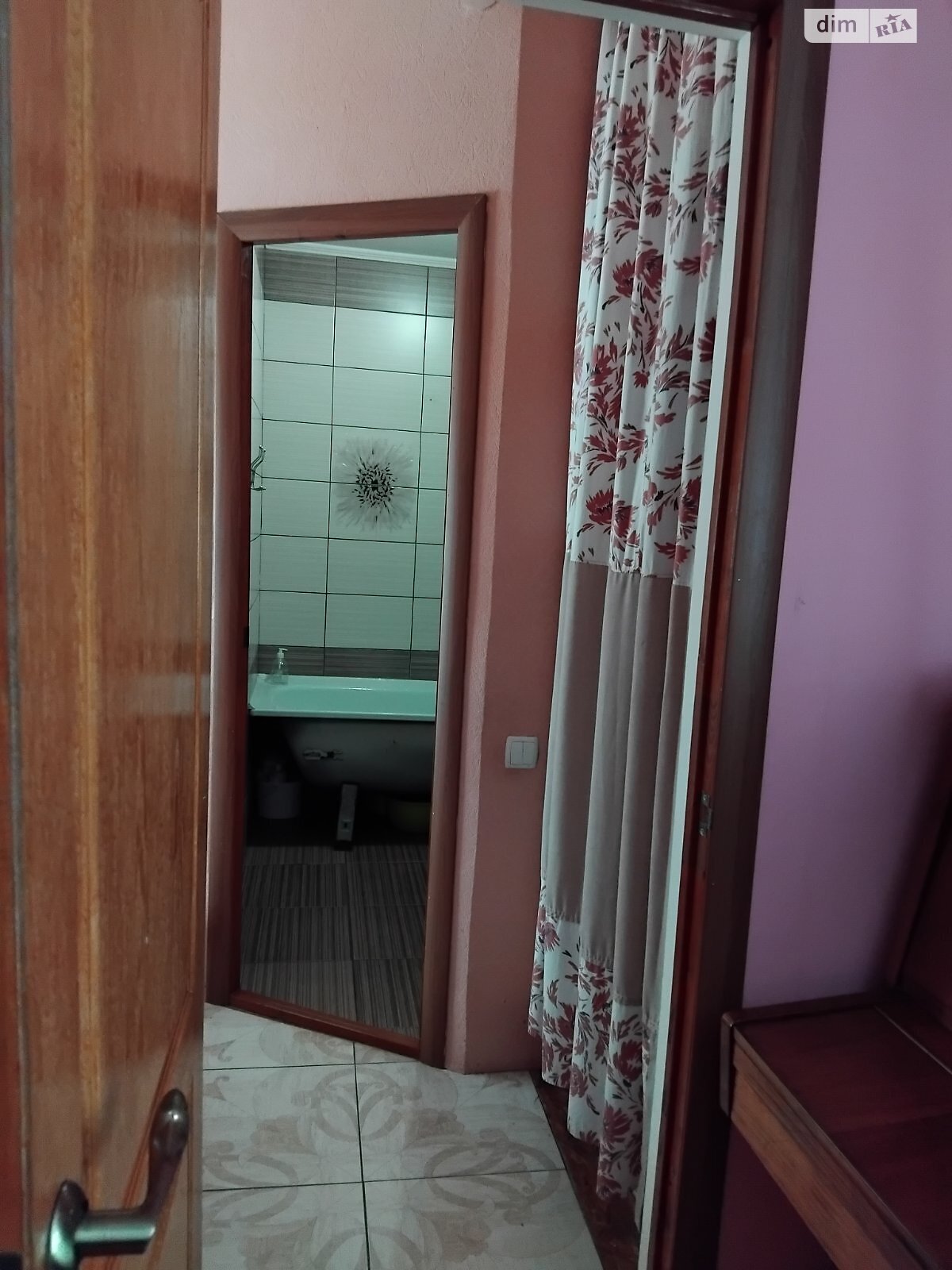 Продаж частини будинку в Миколаєві, проспект Центральний (Леніна), район Центральний, 1 кімната фото 1 Продаж частини будинку в Миколаєві, проспект Центральний (Леніна), район Центральний, 1 кімната фото 1